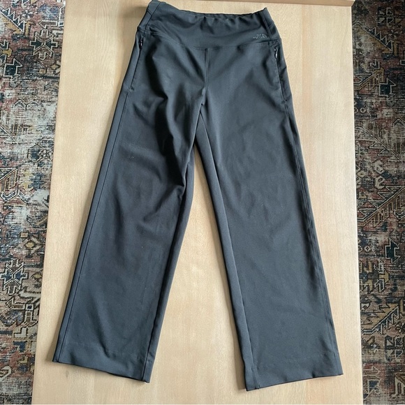 The North Face Black Everyday High Rise Pants - Picture 2 of 7